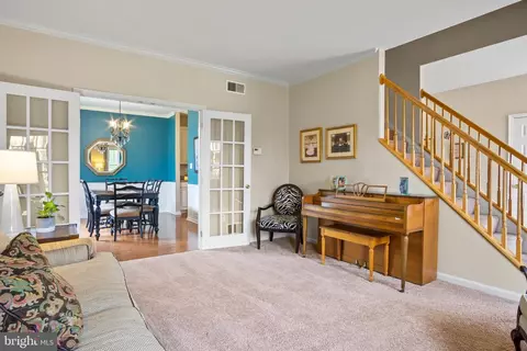 Living - 119 Clemson Dr, Falling Waters, WV 25419 photo 3 of 8