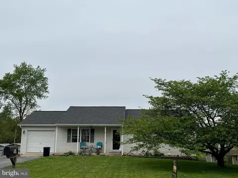 231 Mimosa Dr, Martinsburg, WV 25404