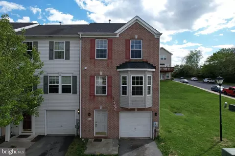 264 Scarboro Dr, Bunker Hill, WV 25413