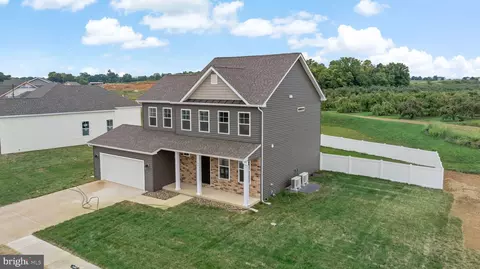 52 Santiago Cir, Martinsburg, WV 25403