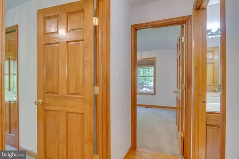Entry Way - 95 Sheffield Ln, Falling Waters, WV 25419 photo 4 of 5