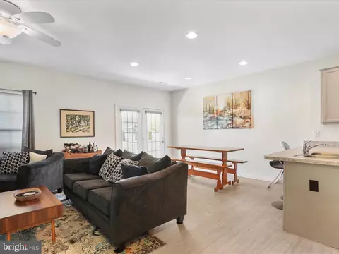 Living - 36 Cavendish Way, Falling Waters, WV 25419 photo 1 of 4