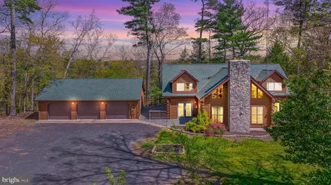 2798 Crossroad School Rd, Hedgesville, WV 25427
