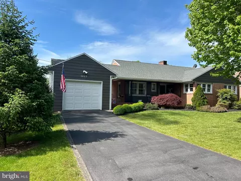 1413 W Martin St, Martinsburg, WV 25401