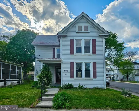801 New York Ave, Martinsburg, WV 25401