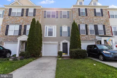 405 Bertelli Ct, Martinsburg, WV 25403