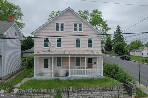 736 Virginia Ave, Martinsburg, WV 25401