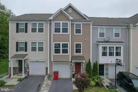 66 Antigua Dr, Hedgesville, WV 25427