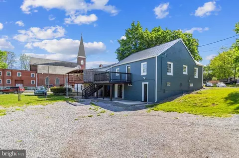 2635 Williamsport Pike, Martinsburg, WV 25404