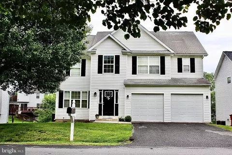 67 Gotland Cir, Martinsburg, WV 25405