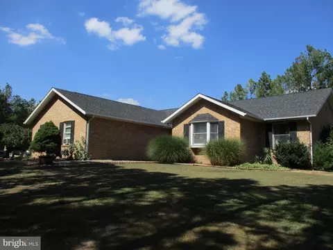 76 Elk Branch Rd, Hedgesville, WV 25427