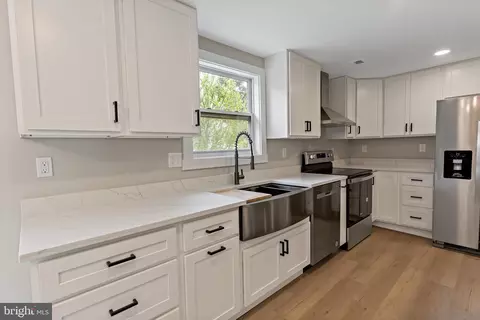 32 Milo Ln, Falling Waters, WV 25419 photo 9