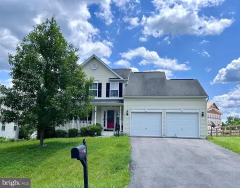 204 Pierce Arrow Way, Martinsburg, WV 25401