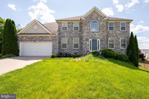104 Carot Ct, Martinsburg, WV 25403