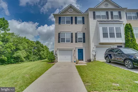 11 Hokes Run, Inwood, WV 25428