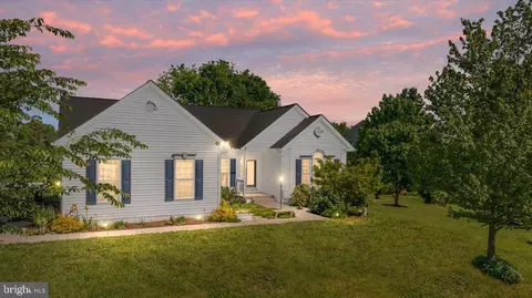 294 Symington Dr, Martinsburg, WV 25404