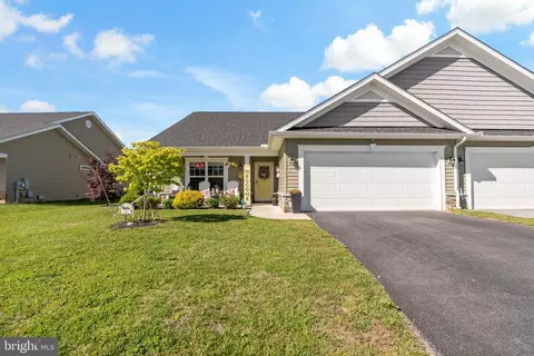 56 Saffron Ter, Falling Waters, WV 25419