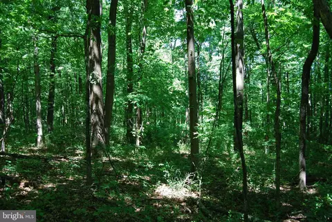 24 Rugged Trail, Hedgesville, WV 25427