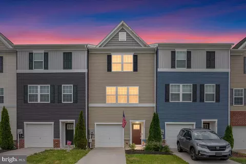 162 Magellan Dr, Martinsburg, WV 25404