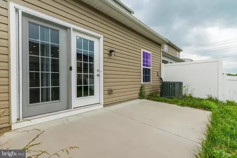 34 Polygon Pl, Falling Waters, WV 25419 photo 8