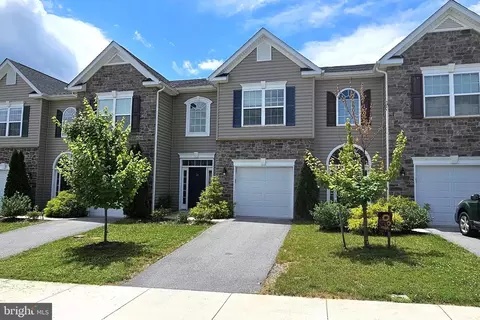 34 Polygon Pl, Falling Waters, WV 25419 photo 9