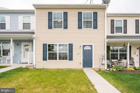 34 Ostrich Ln, Inwood, WV 25428