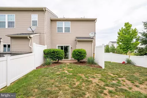 Exterior - 11 Streamside Pl, Falling Waters, WV 25419 photo 3 of 7