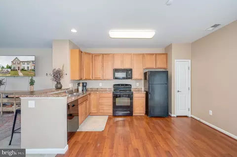 Kitchen - 11 Streamside Pl, Falling Waters, WV 25419 photo 1 of 3