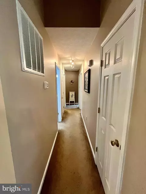 545 Keepsake Dr, Falling Waters, WV 25419 photo 13