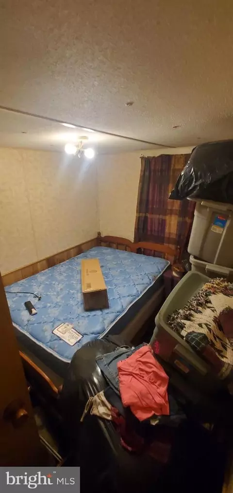 1125 Bowie Dr, Falling Waters, WV 25419 photo 7