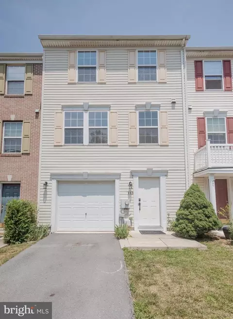 113 Aero St, Martinsburg, WV 25401