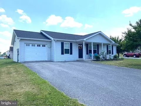 129 Raider Ln, Martinsburg, WV 25403