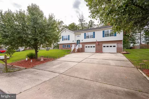 202 Veterans Way, Martinsburg, WV 25405