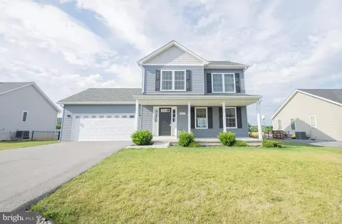 376 Duckwoods Ln, Martinsburg, WV 25403