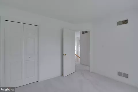 Bedroom - 215 Morningside Dr, Falling Waters, WV 25419 photo 3 of 5