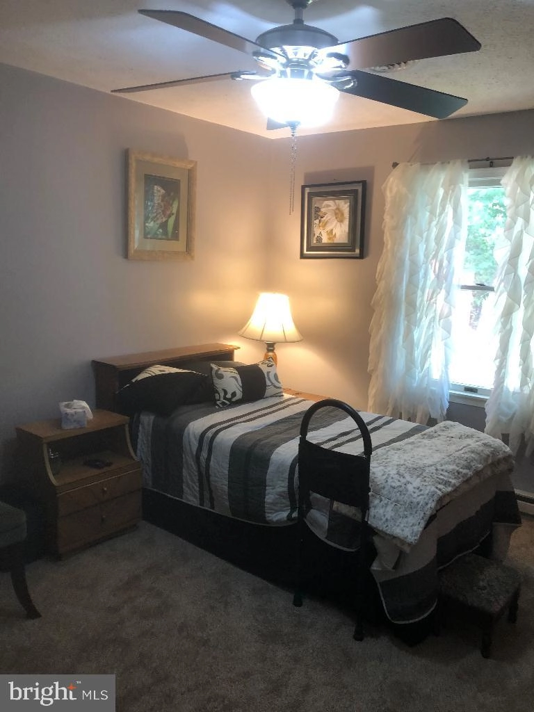 Bedroom - 98 Chariot Ln, Falling Waters, WV 25419 photo 2 of 3