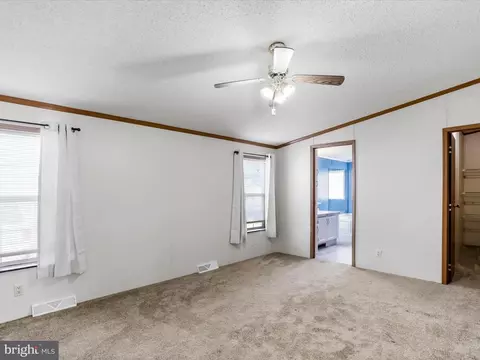 252 Imperial Way, Falling Waters, WV 25419 photo 11