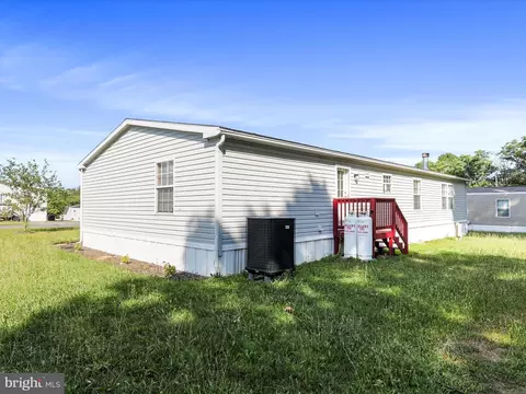 252 Imperial Way, Falling Waters, WV 25419 photo 32
