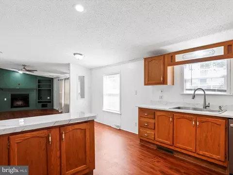252 Imperial Way, Falling Waters, WV 25419 photo 26