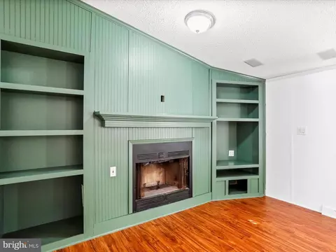 252 Imperial Way, Falling Waters, WV 25419 photo 7