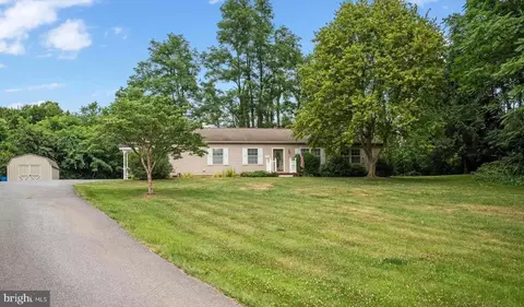 244 Sharons Ln, Martinsburg, WV 25403