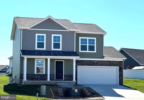 224 Finney Dr, Martinsburg, WV 25405
