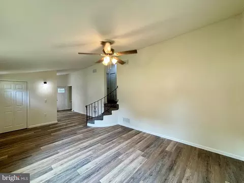 269 Burnside Dr, Falling Waters, WV 25419 photo 8