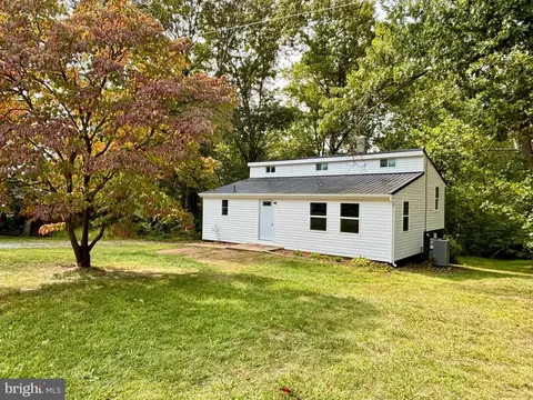 269 Burnside Dr, Falling Waters, WV 25419 photo 5