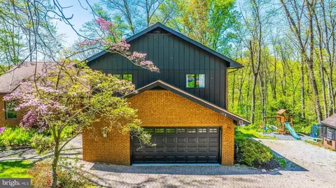 Exterior - 43 Rio Ln, Falling Waters, WV 25419 photo 10 of 12