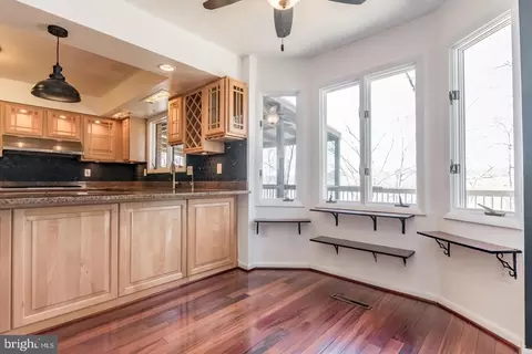 Kitchen - 43 Rio Ln, Falling Waters, WV 25419 photo 5 of 7