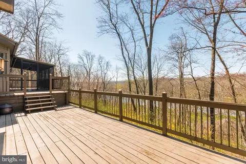 Exterior - 43 Rio Ln, Falling Waters, WV 25419 photo 9 of 12
