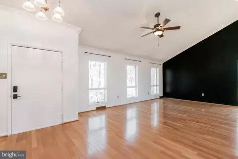 Living - 43 Rio Ln, Falling Waters, WV 25419 photo 3 of 12