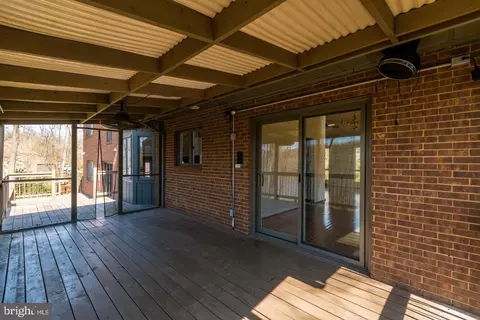 Exterior - 43 Rio Ln, Falling Waters, WV 25419 photo 6 of 12