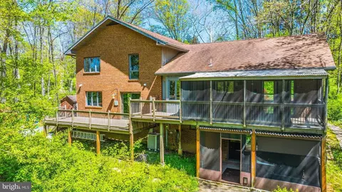 Exterior - 43 Rio Ln, Falling Waters, WV 25419 photo 3 of 12